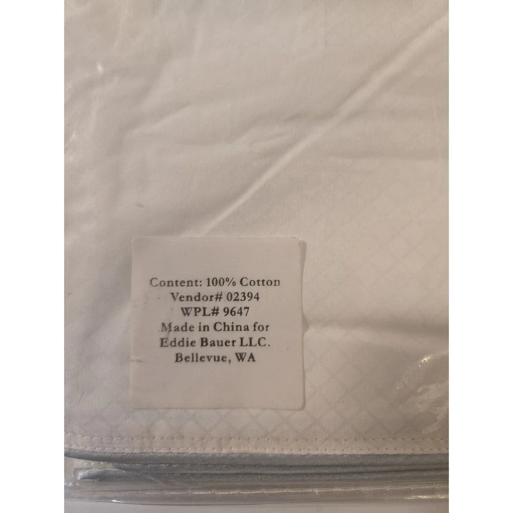 Eddie Bauer Home Twin Freecool PCM Comforter Protector Zip Closure Interior Ties